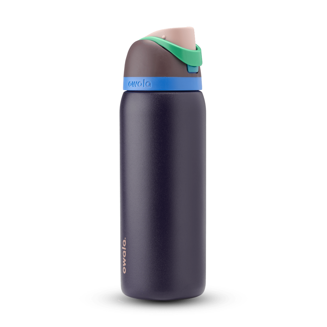 FreeSip 32oz water bottle