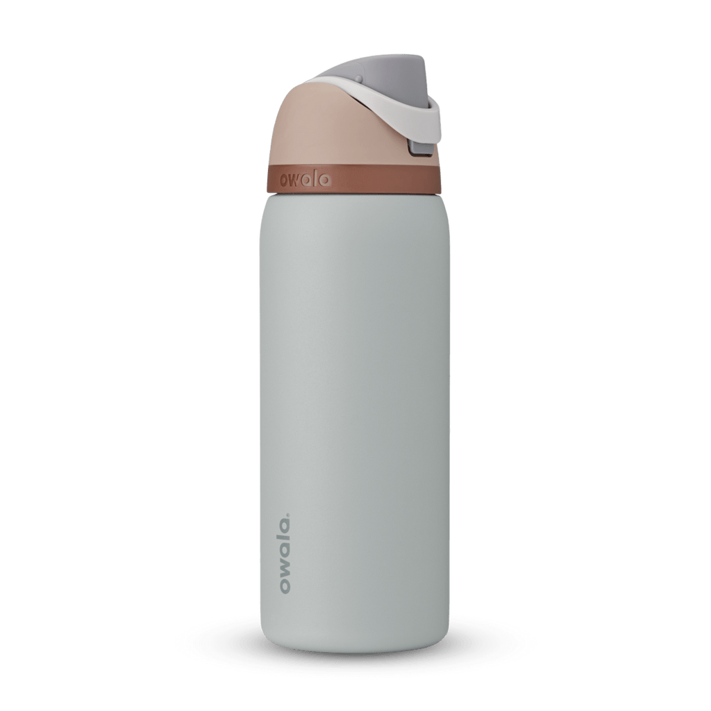 FreeSip 32oz in pale gray-blue body