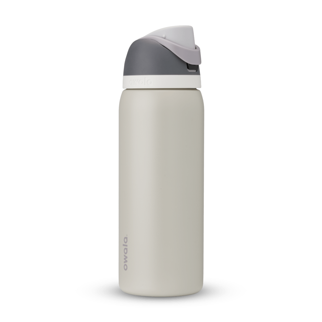 FreeSip 32oz water bottle, off-white cream body with medium gray lid and carry loop
