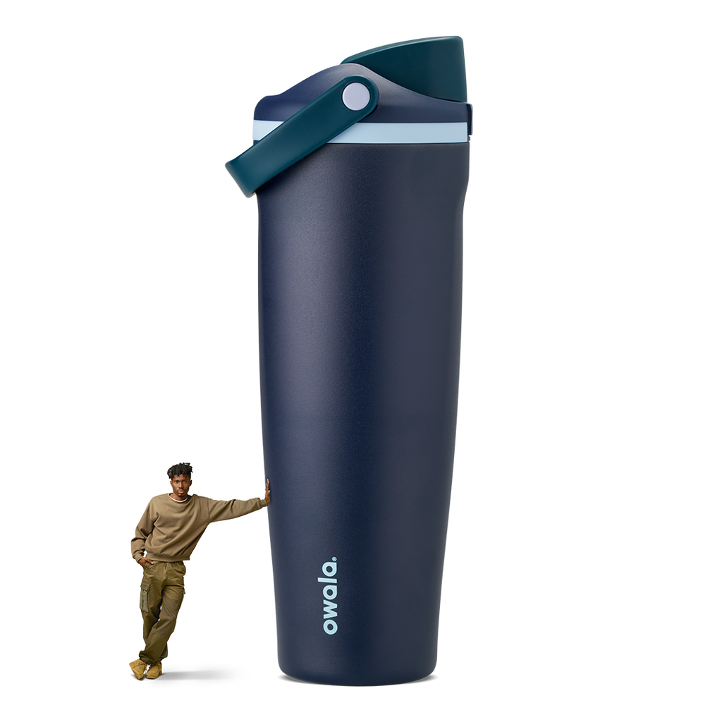 FreeSip Sway 40oz tumbler in Sea Captain