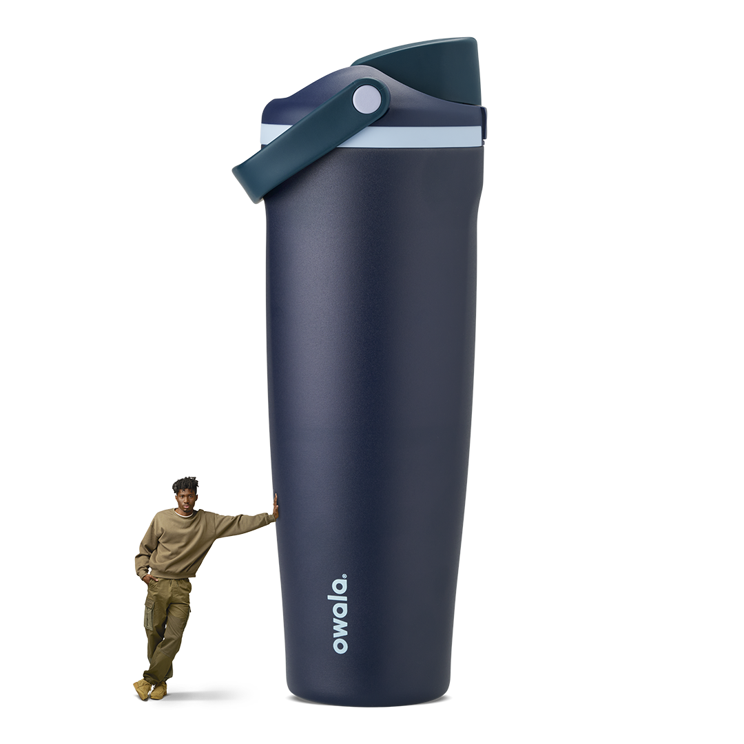 FreeSip Sway 40oz tumbler in Sea Captain