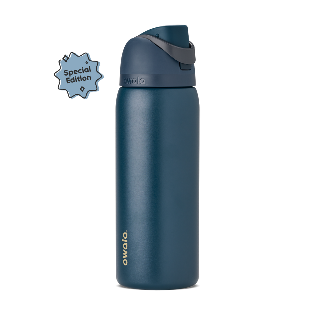 FreeSip 32oz in Winter Nights