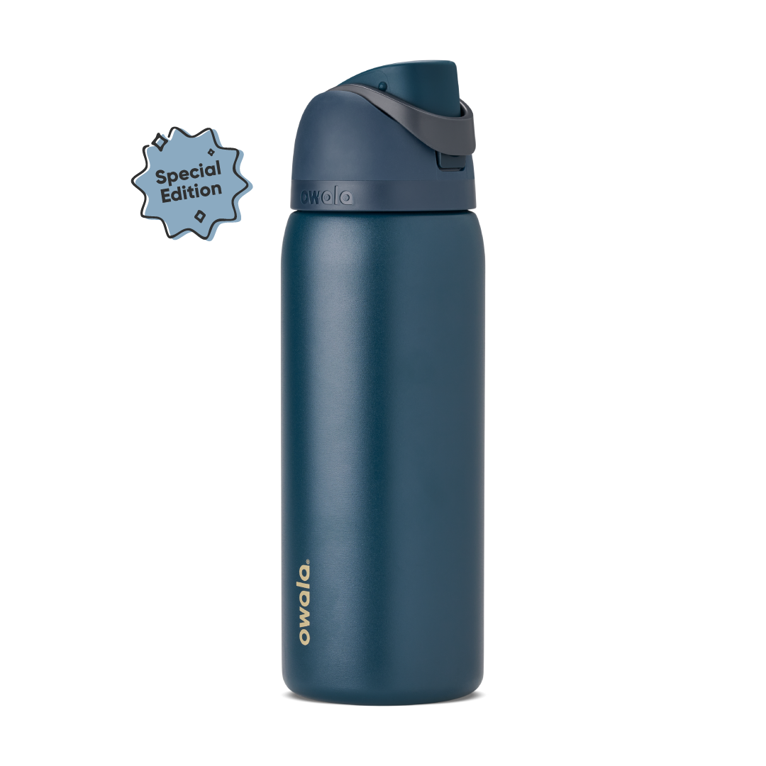FreeSip 32oz in Winter Nights
