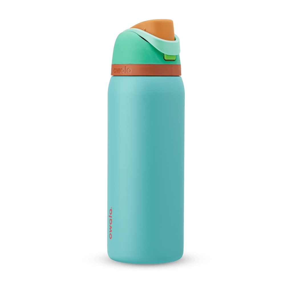 FreeSip 32oz water bottle