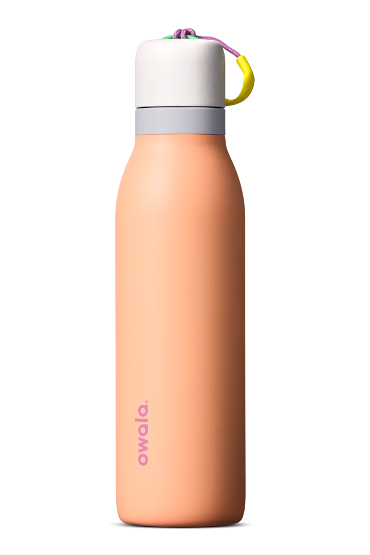 FreeSip Twist 18oz in Peachy Keen (soft coral-peach)
