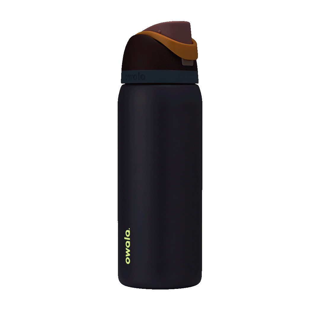 FreeSip 32oz in Werewolf, rotating view
